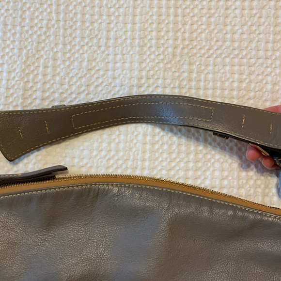 Authentic Dooney & Bourke Bag - Picture 9 of 15